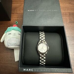 Marc by Marc Jacobs Henry Dinky Silver Dial Stainless Steel Ladies Watch MBM3198